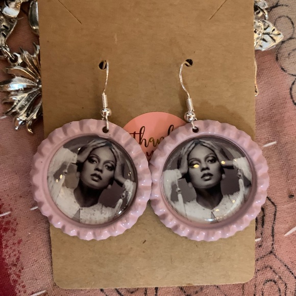 ⭐️Host pick!!! Diana Ross art handcrafted earrings Host Pick!🎉 - Picture 4 of 8